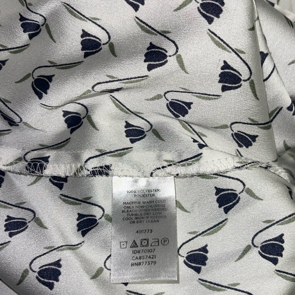 Women Ann Taylor Blouse MP in perfect conditions - Picture 4 of 7